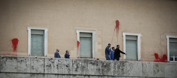 Ρουβίκωνας: Έτσι βρήκαμε τα χρήματα για τις εγγυήσεις