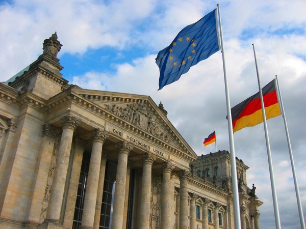 Βερολίνο: Ανάγκη να ολοκληρωθούν οι διαπραγματεύσεις