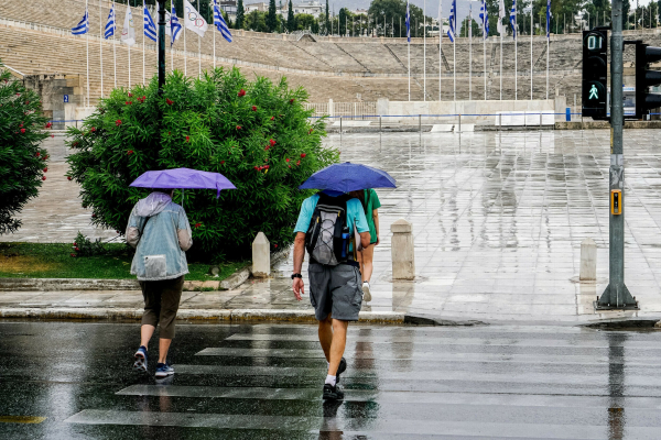 Καιρός: Τι ώρα θα βρέξει στην Αττική