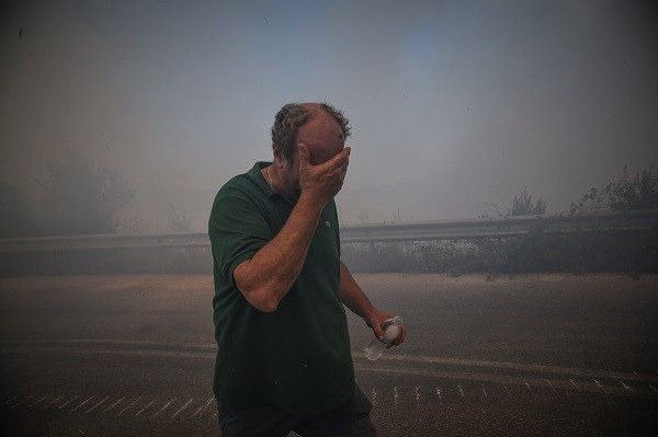 Εσύ ξέρεις τι πρέπει να κάνεις σε περίπτωση εισπνοής καπνού κατά τη διάρκεια φωτιάς;