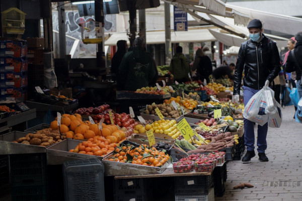 Δωρεάν κουπόνια σε πολύτεκνες οικογένειες για τις λαϊκές αγορές: Ξεκινά τη Δευτέρα η διάθεσή τους