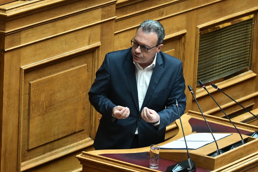 Φάμελλος: Άμεσα πρωτοβουλίες για αποκλιμάκωση στη Μέση Ανατολή