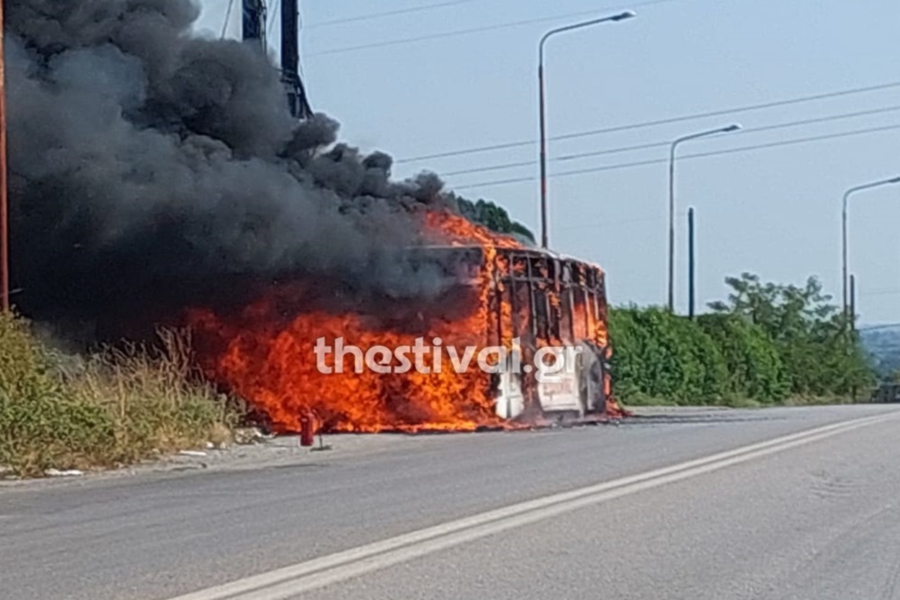 Φωτιά σε λεωφορείο των ΚΤΕΛ Θεσσαλονίκης