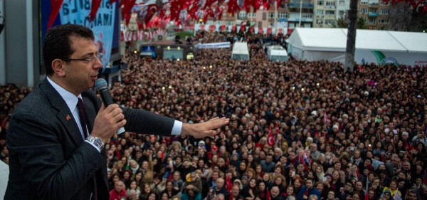 Τουρκία: Σήμερα οι κρίσιμες εκλογές στην Κωνσταντινούπολη - Σκληρή μάχη Γιλντιρίμ - Ιμάμογλου