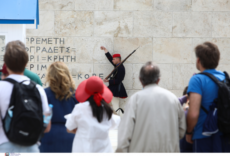 Χάρτης διασποράς: Παραμένει στο επίκεντρο της πανδημίας η Αττική με 2.345 νέα κρούσματα κορονοϊού