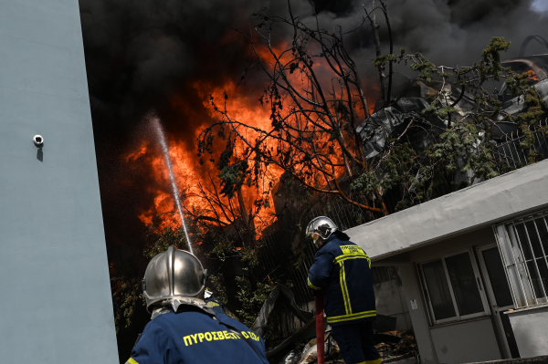 Έκρηξη στην Κηφισιά: Το «ευχαριστώ» της PAL και πώς ξεκίνησε η φωτιά