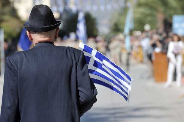 Ασφαλιστικό: Η μεταρρύθμιση φέρνει περικοπές εως και 20% στις συντάξεις