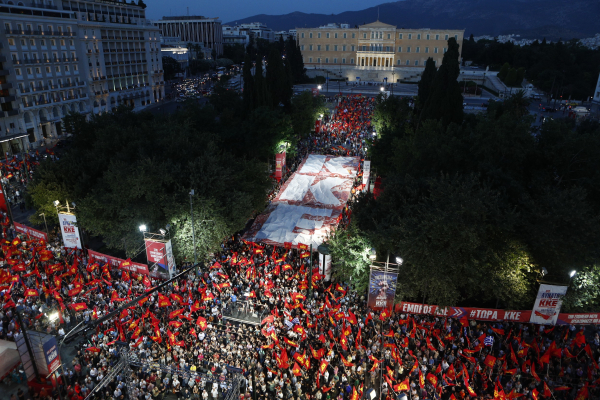 Κουτσούμπας από Σύνταγμα: Την Κυριακή δυναμώνουμε το ΚΚΕ - Θα είμαστε ακόμη πιο ψηλά