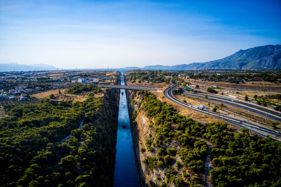 Τραγωδία στην Κόρινθο: Άντρας έπεσε από τον Ισθμό της Κορίνθου