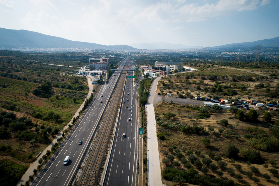 Αποκαταστάθηκε η κυκλοφορία στην Αττική Οδό - Απομακρύνθηκε το όχημα που είχε διαρροή υγραερίου