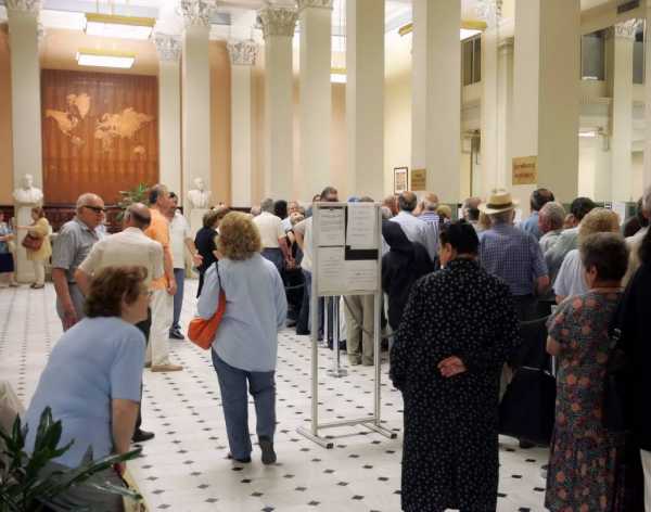 Συντάξεις: Η μεγάλη σφαγή των πενηντάρηδων με τα νέα όρια