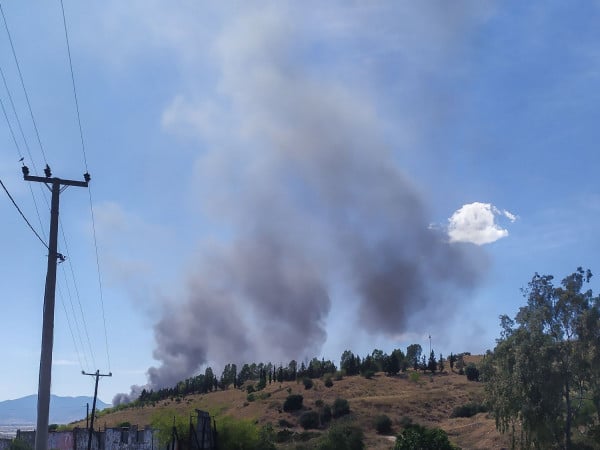 Φωτιά τώρα σε εργοστάσιο στον Ασπρόπυργο