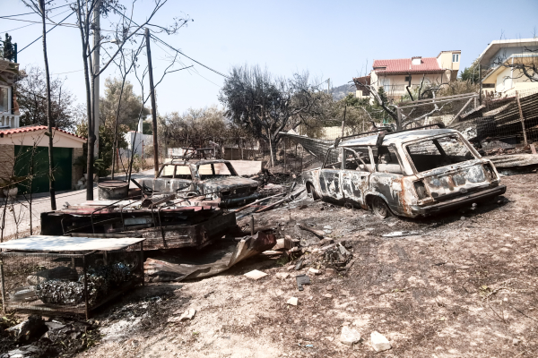 Αποκαλυπτικά στοιχεία στα χέρια των συλληφθέντων στο Μενίδι: 19 αναπτήρες και σπρέι για... φλογοβόλο