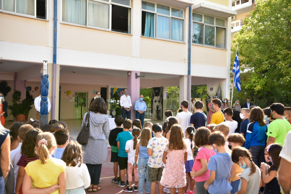 Κορονοϊός: Οι παράγοντες που καθορίζουν την πορεία της νόσου στα παιδιά