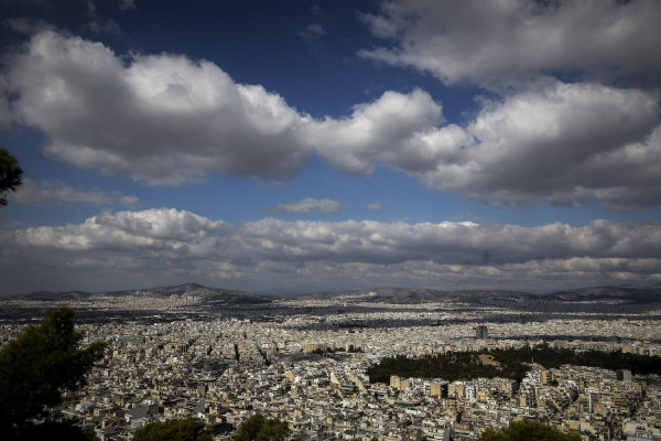 Καιρός: Πρωταπριλιά με ήλιο και ανέμους - Πού θα βρέξει