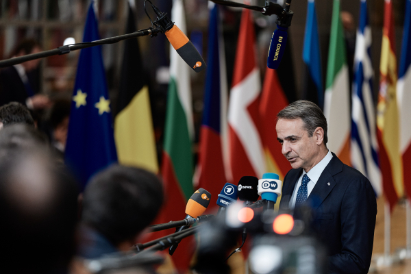 Με το νέο Σύνταγμα δεν θα μπορούσε να ληφθεί η απόφαση για τα δάνεια του ν. Κατσέλη!