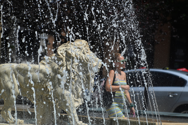 Εβδομάδα Hot-Dry-Windy: Ακραία επικινδυνότητα στην Αττική και άλλες 10 περιοχές