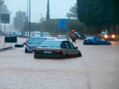 Επέλαση της κακοκαιρίας με τρεις νεκρούς και μία αγνοούμενη στην Μεσσηνία