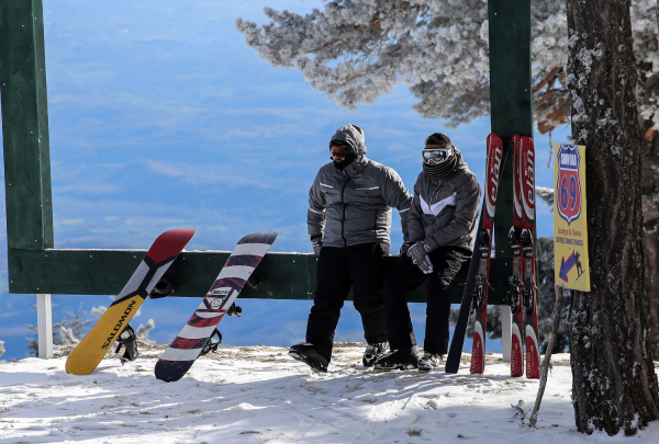 Καιρός: Η κακοκαιρία «Ελπίς» φτάνει σε... δύο δόσεις, πού θα χιονίσει σήμερα