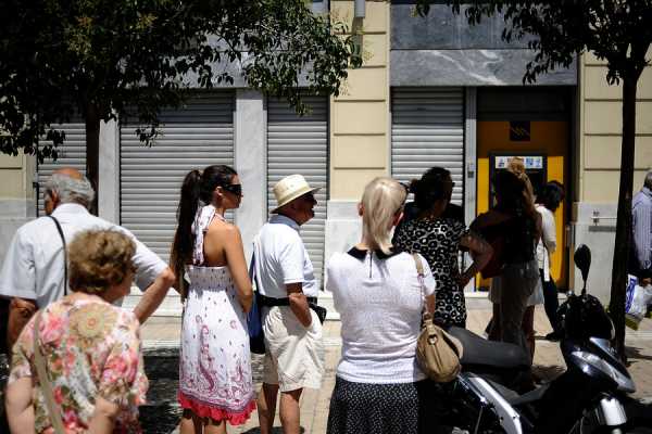 Σε 635.000 τα οικογενειακά επιδόματα του ΟΓΑ αυτή την εβδομάδα