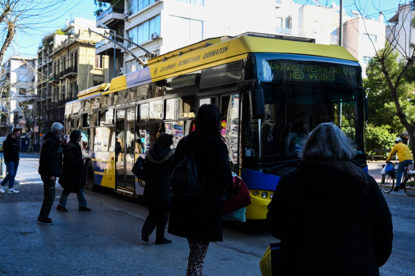 Με προσωποιημένη κάρτα του ΟΑΣΑ η δωρεάν μετακίνηση για τους ανέργους και το 2021