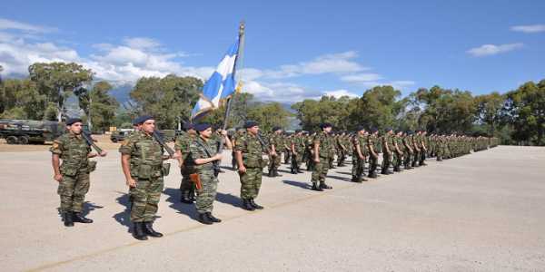 Καμμένος: &quot;Όχι&quot; μείωση στους μισθούς των στρατιωτικών