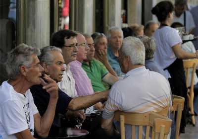 Πτώσεις ηλικιωμένων το καλοκαίρι - Τι πρέπει να προσέχει η τρίτη ηλικία