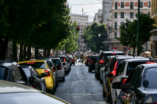 Αυξημένη η κίνηση στον Κηφισό - Πού επιμένει το μποτιλιάρισμα