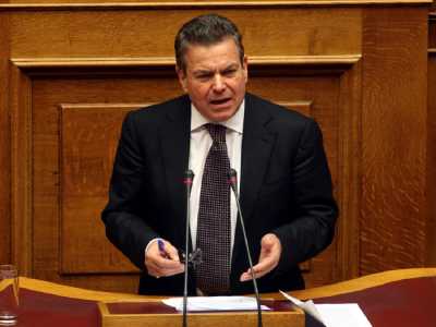 Πετρόπουλος: Εγκληματικό ενόψει παγώματος οφειλών οι οφειλέτες να «αφήσουν» τη ρύθμιση