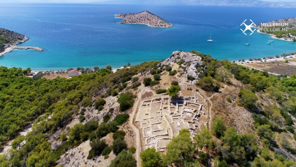 Το εντυπωσιακό ανάκτορο του Αίαντα του Τελαμώνιου με τις δύο αίθουσες θρόνου