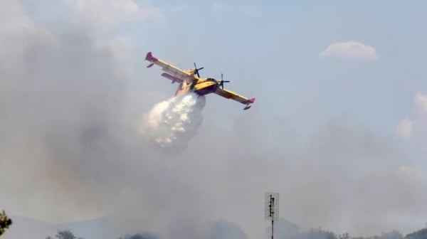 Μεγάλη φωτιά στην Κεφαλονιά τώρα - Εστάλη 112