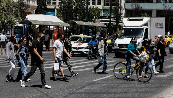 Κορονοϊός: 3.197 τα κρούσματα σήμερα, 52 οι νεκροί, 732 οι διασωληνωμένοι