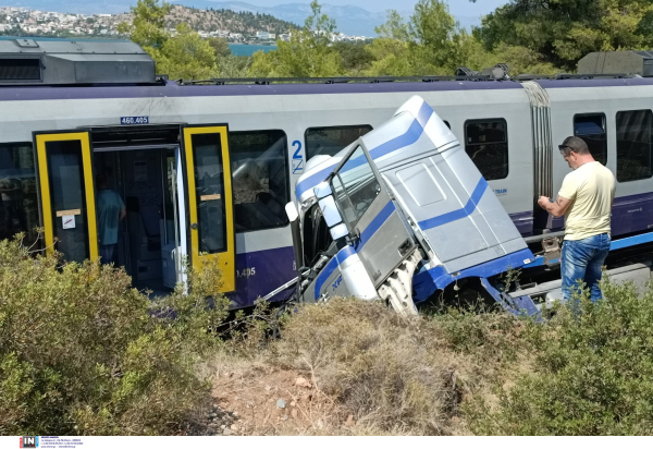 Αυλίδα: Άγιο είχαν οι επιβάτες του τρένου - Συνελήφθη ο οδηγός του φορτηγού