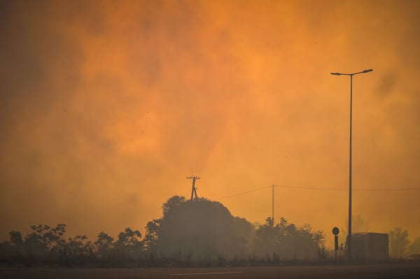 Ζωντανός ο άνδρας που βρέθηκε δίπλα στην απανθρακωμένη γυναίκα στον Πλάτανο Αλμυρού