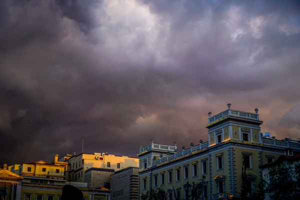 Τι καιρό θα κάνει τη Μεγάλη Εβδομάδα και το Πάσχα