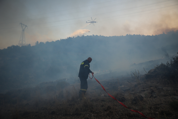 Στον ανακριτή σήμερα ο 66χρονος για τις πυρκαγιές στη Βάρη - Πώς τον εντόπισαν