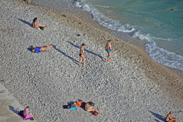 Ήλιος και δέρμα: H κατάλληλη προετοιμασία για όμορφο μαύρισμα