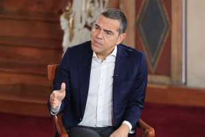Αλέξης Τσίπρας: «Αντίπαλος μου είναι μόνο ο Μητσοτάκης»