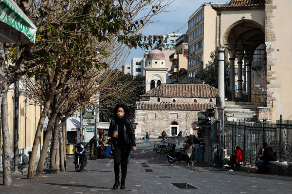 Παγώνη: Ταυτόχρονο άνοιγμα σχολείων και λιανεμπορίου