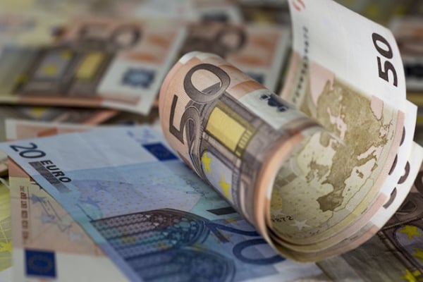 Έκρηξη ληξιπρόθεσμων χρεών προς το δημόσιο - Άγγιξαν τα 107,187 δισ. ευρώ