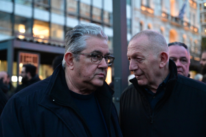 Κουτσούμπας- Σύνταγμα: Λέμε ξεκάθαρα καμιά εμπλοκή, καμιά συμμετοχή στον πόλεμο