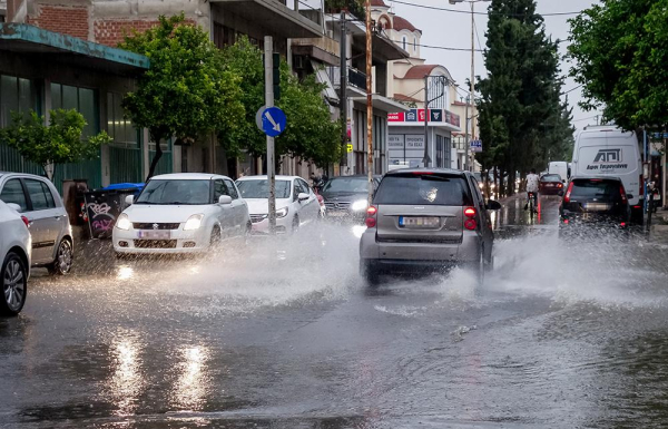 Προειδοποίηση Μαρουσάκη: Έρχονται τρία νέα επικίνδυνα κύματα κακοκαιρίας, κράτος και 112 θα δοκιμαστούν