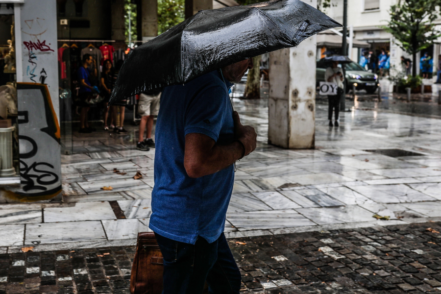 Ζιακοπούλου για κακοκαιρία: Κίνδυνος για πλημμυρικά φαινόμενα - Σε πτώση η θερμοκρασία