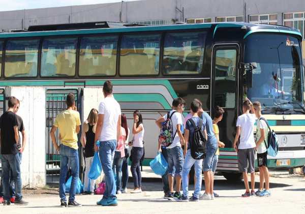 Στα γρανάζια της γραφειοκρατίας οι σχολικές εκδρομές