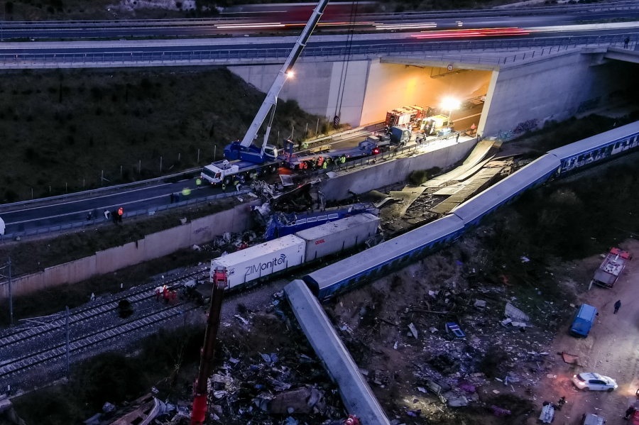 Τέμπη: «Μικρά υπολείμματα οστών βρέθηκαν στα συντρίμμια και όχι ανθρώπινα μέλη» λέει ο Άρειος Πάγος