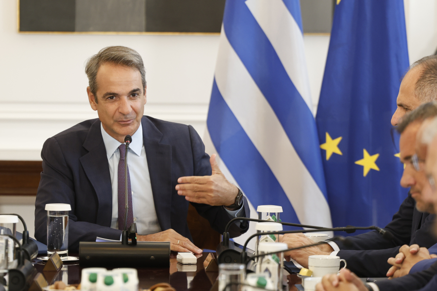 Μητσοτάκης: Ο άνθρωπος που έριχνε συνέχεια τις τιμές