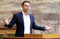 Κασσελάκης VS ΣΥΡΙΖΑ για να προλάβει την ανασύνθεση: Ανοίγει θέμα οικονομικών, προαναγγέλλει σκιώδη κυβέρνηση