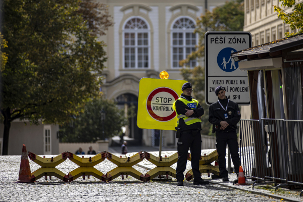 Συναγερμός στην Πράγα: Μακελειό σε πανεπιστήμιο στο κέντρο της πόλης, 11 νεκροί, πάνω από 30 τραυματίες