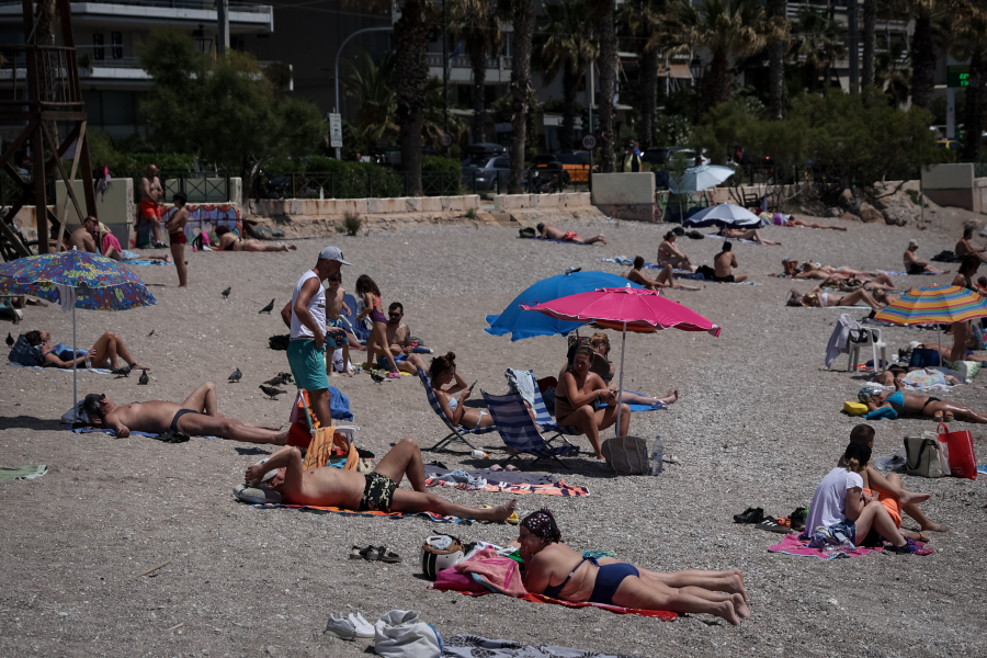 Καιρός: Ζέστη σε όλη τη χώρα, τους 38 βαθμούς θα αγγίξει ο υδράργυρος (αναλυτική πρόγνωση)