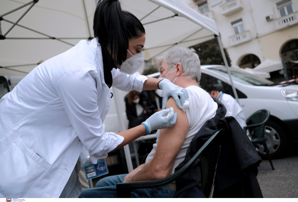 Τζανάκης για υποχρεωτικό εμβολιασμό: Αυτή η απόφαση έπρεπε να είχε παρθεί νωρίτερα